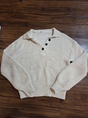 BB Dakota Cream Collared V-Neck Button Pullover Sweater